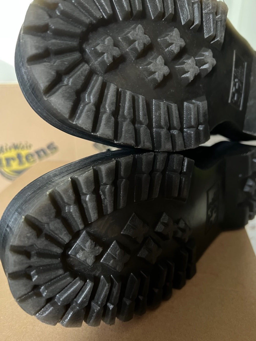 Dr. Martens Women's Black Patent Sinclair - Picture 7 of 7